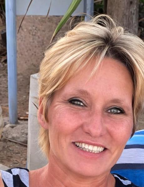 Jackie Roos, estate agent
