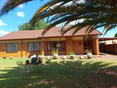 House For Sale in Vanderbijlpark SE 6, Vanderbijlpark
