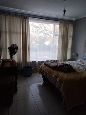 Townhouse For Rent in Sasolburg Ext 23, Sasolburg