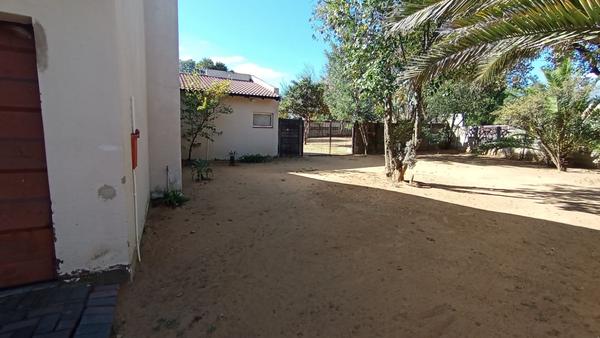 House For Sale in Sasolburg Ext 11, Sasolburg